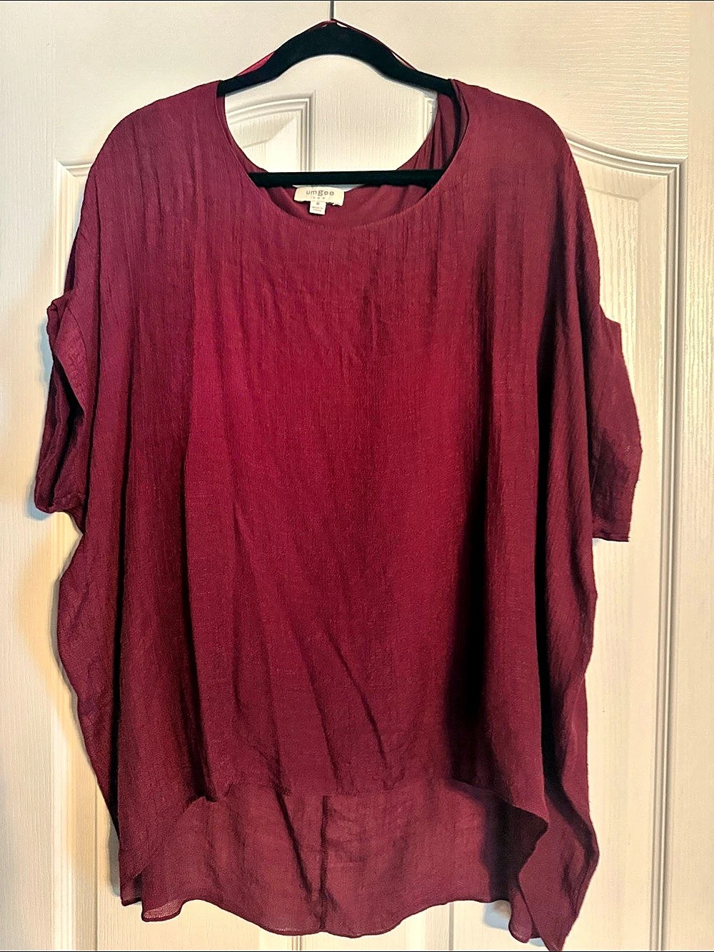 Umgee Burgundy Flowy Tunic